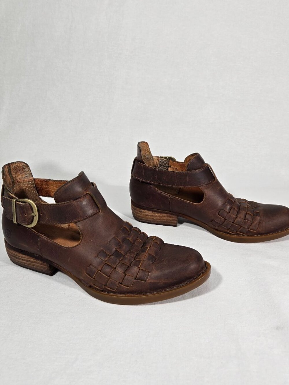 BOHO Distressed Brown Leather Woven Cut Out Fisherman Ankle Booties Women Sz. 7M